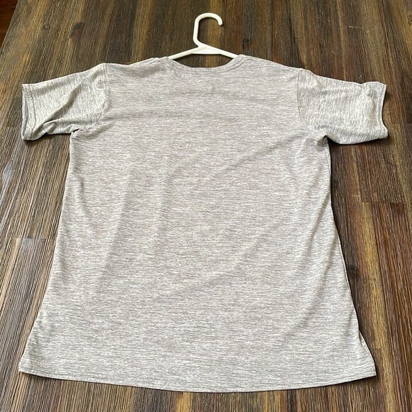 Patagonia Women’s Capilene Cool Daily Graphic T-Short EUC Sz S - Picture 8 of 8